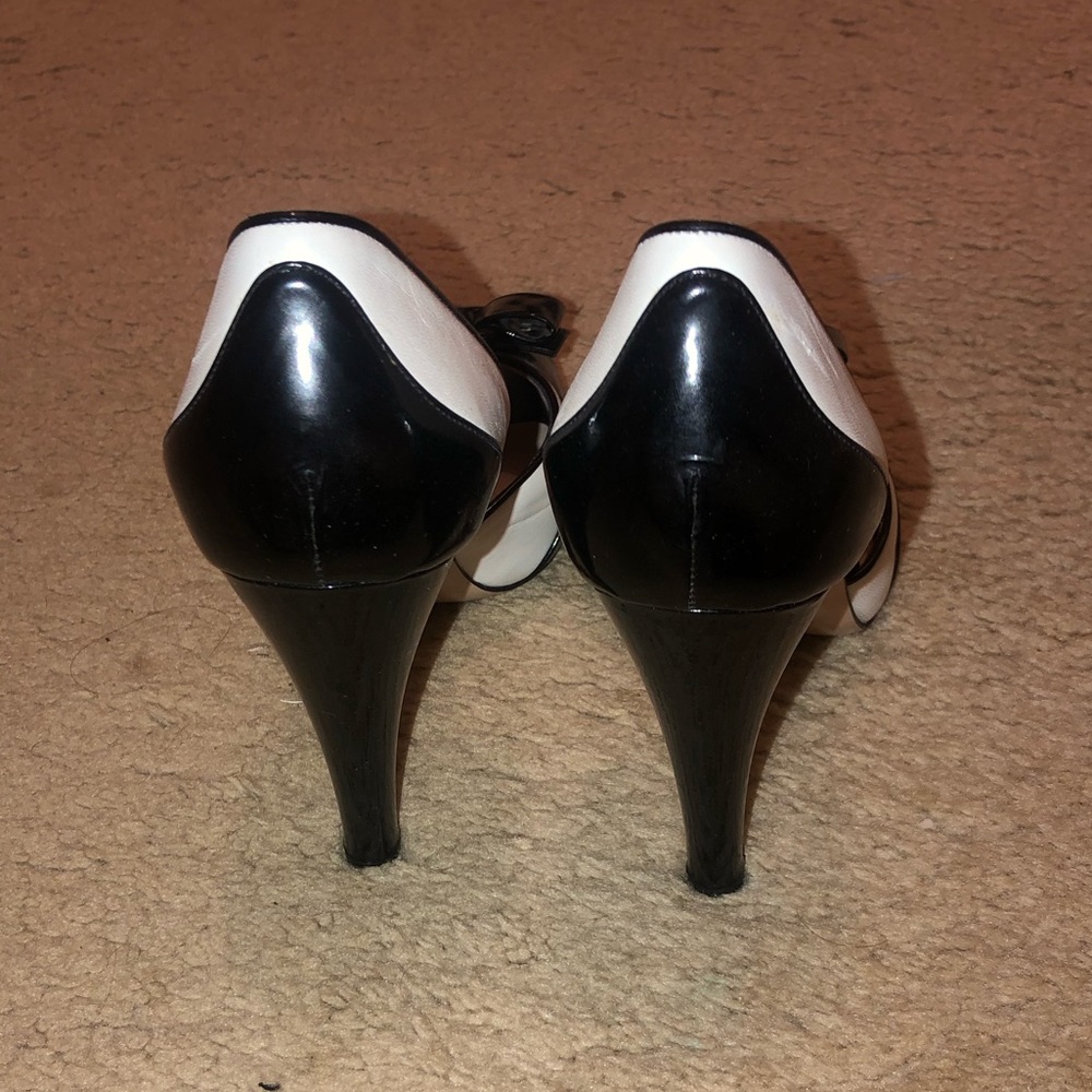 Salvatore Ferragamo Black & White Heels - Picture 3 of 4